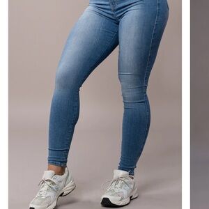 FITJEANS Women's light Blue Skinny Jeans